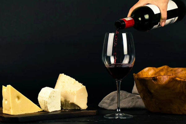 Dining Etiquette Tips for First-Time Fine Dining Guests